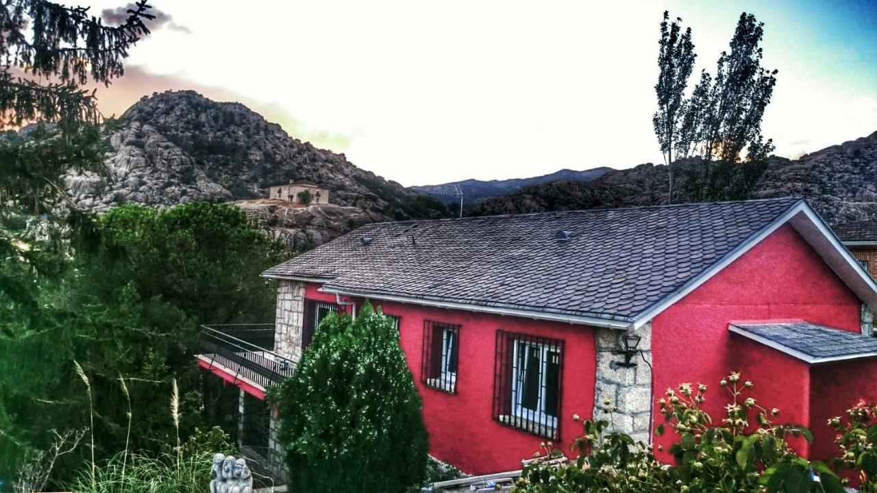 Piedra Libre Apartamentos Manzanares El Real Dış mekan fotoğraf